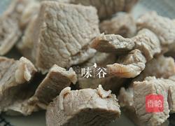 清炖牛肉萝卜汤的做法图解2