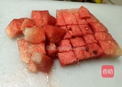 鲜榨番茄汁的做法图解1