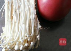 金针菇炒西红柿的做法图解1