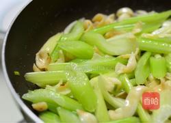 西芹百合的做法图解5