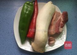 杏鲍菇炒肉片的做法图解1