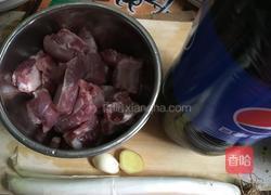 可乐排骨的做法图解1