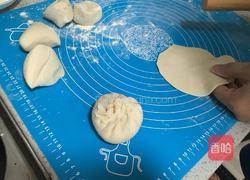 三鲜馅儿馅饼的做法图解2