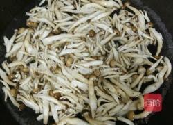 西红柿蟹角汤的做法图解2