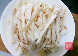 干煸杏鲍菇的做法图解3