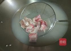 淮山排骨汤的做法图解2