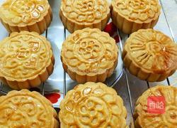 廣式豆沙蛋黃月餅的做法圖解20