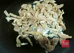 酸豆角炒鸡胗的做法图解10