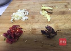 土豆焖鸭的做法图解2