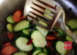 火腿黄瓜的做法图解6