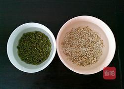 绿豆薏仁汤的做法图解2