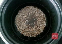 绿豆薏仁汤的做法图解3