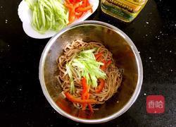 鸡汁凉拌面的做法图解7