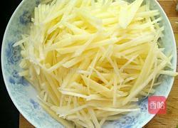 洋葱炒土豆的做法图解3