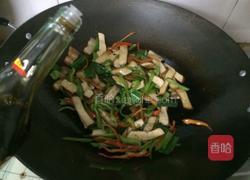 大蒜炒豆干的做法图解12