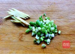 辣白菜炒五花肉的做法图解3