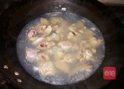 香辣鸡翅的做法图解1