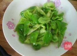 青椒鸡蛋的做法图解3