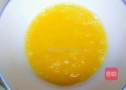 鸡蛋炒馒头的做法图解2