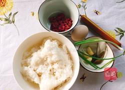 牛肉蛋炒饭的做法图解1