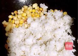 水果炒饭的做法图解4