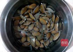 清炒花蛤的做法图解1