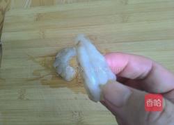 海鲜馄饨的做法图解1