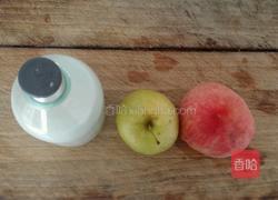 水果奶茶的做法图解1