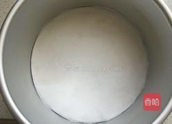 酸奶慕斯蛋糕的做法图解4