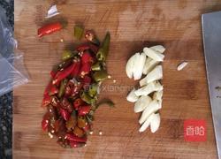 清蒸金针菇鲫鱼的做法图解2