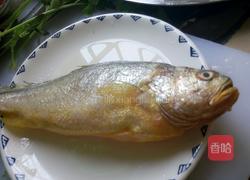 酸菜黄花鱼的做法图解2