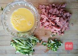 番茄酱炒饭的做法图解2