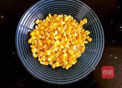 香甜玉米烙的做法图解2