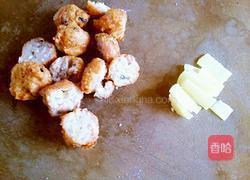 白菜炒丸子的做法图解3