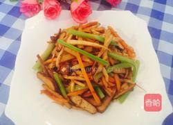 竹笋炒三丝的做法图解6