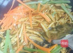 竹笋炒三丝的做法图解5