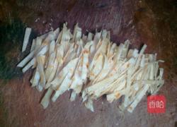 豆芽炒饼丝的做法图解6