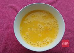 虾酱炒鸡蛋的做法图解2