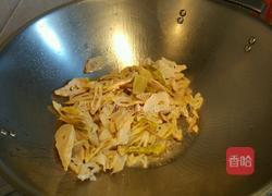 竹笋炖排骨的做法图解5