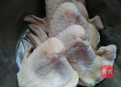 红焖鸡翅的做法图解1