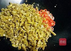 酸豆角炒鸡蛋的做法图解11