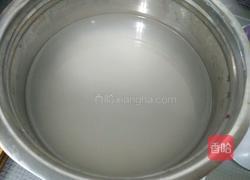 腊肉蒸糯米饭的做法图解2