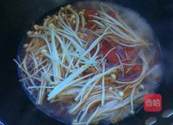 金针菇西红柿汤的做法图解5