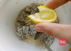 金针菇火龙果的做法图解7