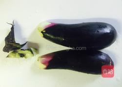 风味茄子的做法图解1