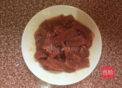 苦瓜炒牛肉的做法图解1