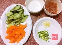 黄瓜肉片汤的做法图解1