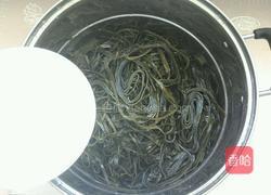 凉拌芹菜海带的做法图解3