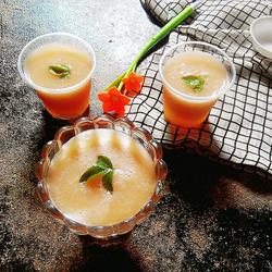 鲜榨梨汁的做法[图]