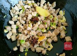 牛肉炖柿子的做法图解4